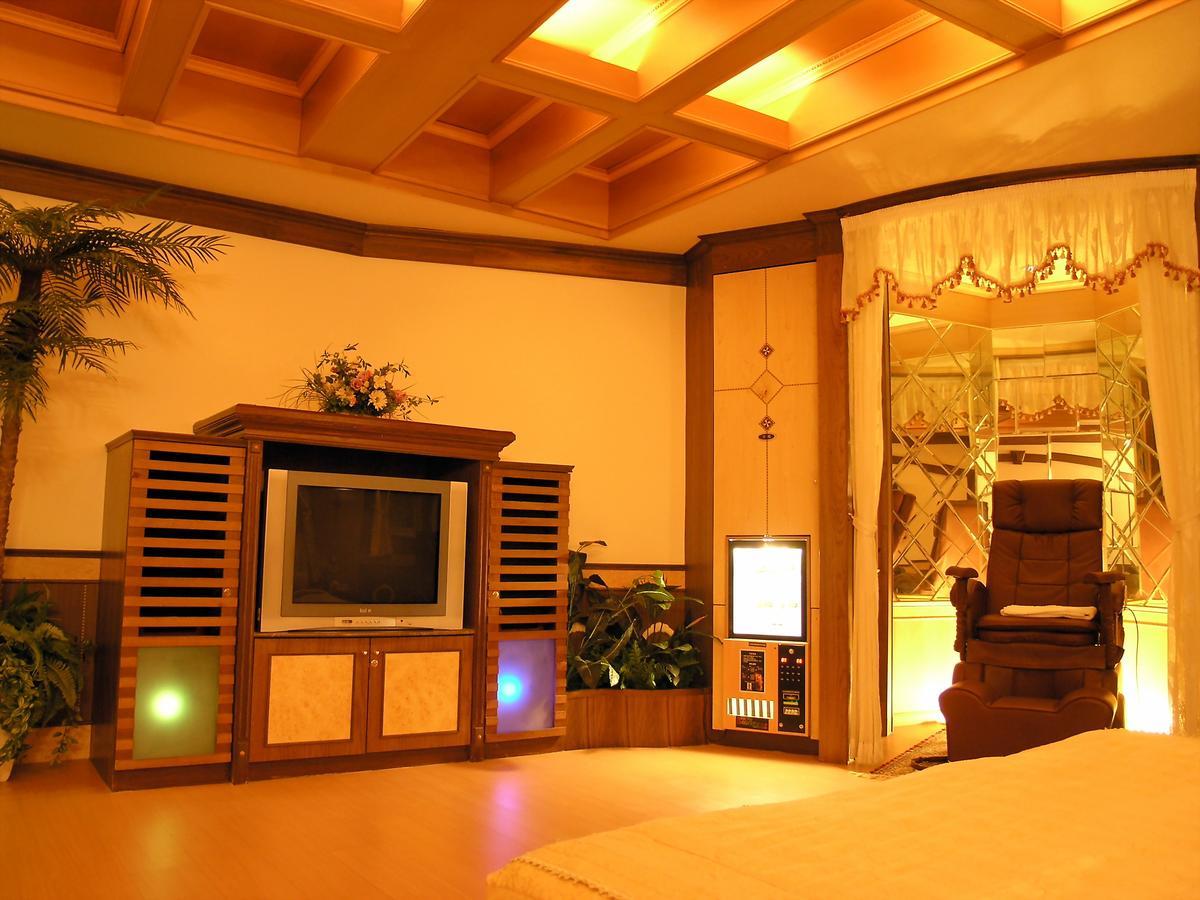 Swan Lake Motel Guishan Exterior photo